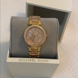 Michael Kors Gold Watch *BRAND NEW NEVER WORN!*